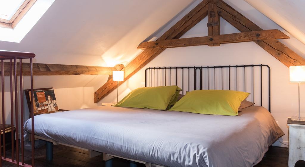 Les Petites Vosges Bed & Breakfast Bagnères-de-Bigorre Стая снимка