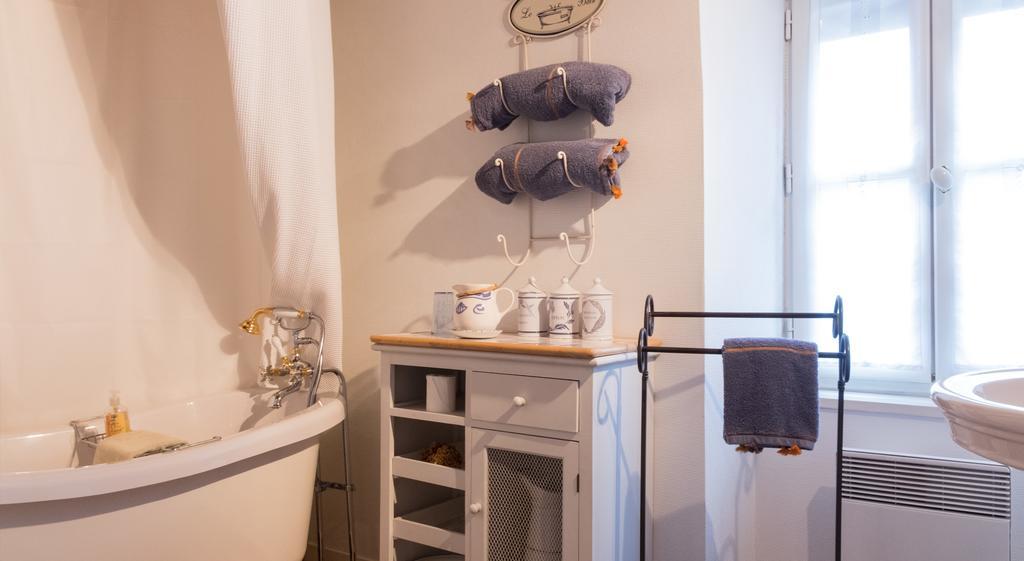 Les Petites Vosges Bed & Breakfast Bagnères-de-Bigorre Стая снимка