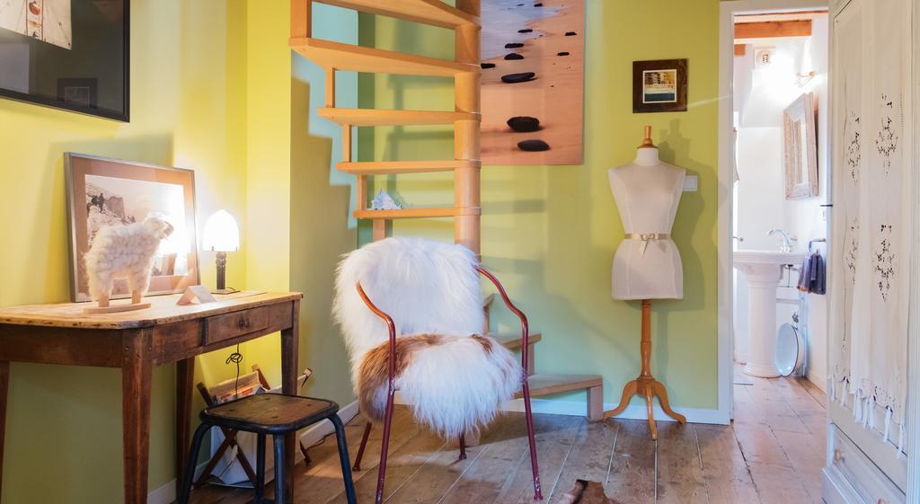 Les Petites Vosges Bed & Breakfast Bagnères-de-Bigorre Стая снимка